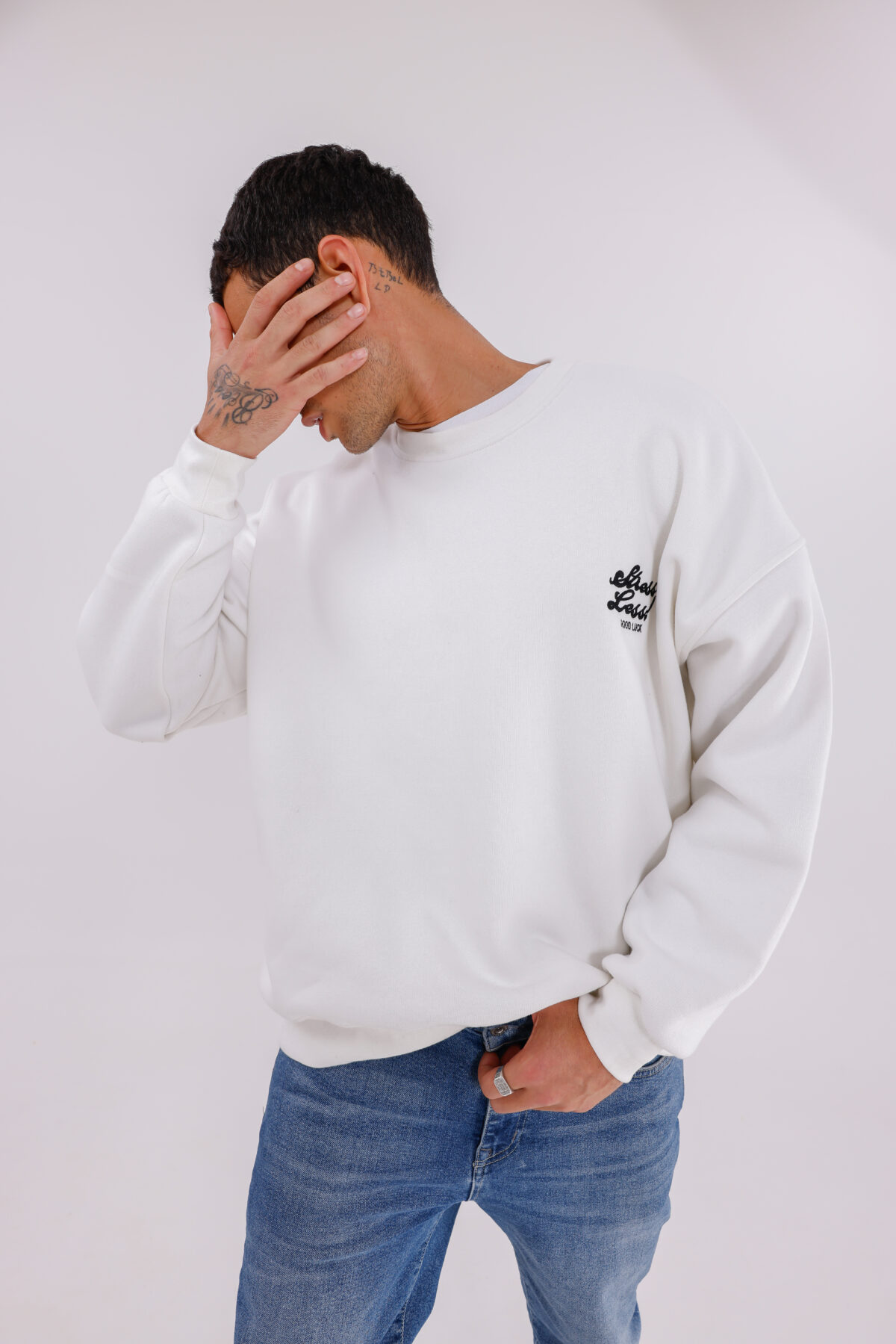 Less Stress Nakışlı Sweatshirt (Boxy Fit Oversize) - Görsel 8